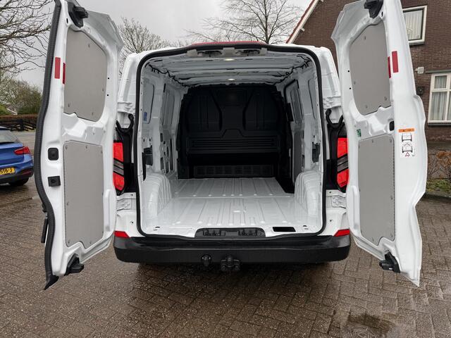 Ford TRANSIT CUSTOM 320 2.5 PHEV L1H1 Trend