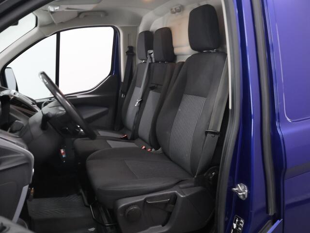 Ford TRANSIT CUSTOM 290 | 2.0 TDCI | L2 H1 | Trend | Airco | 3-zits | Parkeercamera | Trekhaak | Bluetooth |