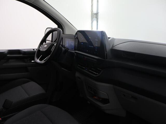 Ford TRANSIT CUSTOM 320 2.0 TDCI | Aut. | L2H1 | Limited | Adaptive Cruise | LM Velgen | Schuifdeur L+R | 3-zits | NIEUW | LED | Parkeercamera | Navigatie | Financial lease vanaf ¤ 426,- per maand
