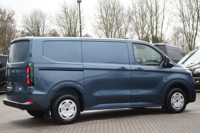 Ford TRANSIT CUSTOM 320 2.0TDCI 170pk Automaat L1H1 Trend | LMV | Stoel + Stuurverwarming | LED | Sync 4 13" | Keyless | Camera | Carplay/Android | Lease 681,- p/m