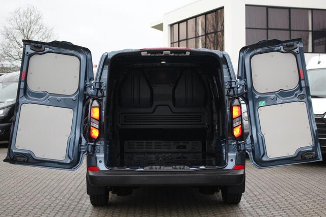 Ford TRANSIT CUSTOM 320 2.0TDCI 170pk Automaat L1H1 Trend | LMV | Stoel + Stuurverwarming | LED | Sync 4 13" | Keyless | Camera | Carplay/Android | Lease 681,- p/m