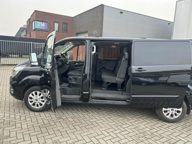 Ford TRANSIT CUSTOM L2H1 Limited DC 170PK Euro 6 Aut. Dubbele Cabine | stoel/stuur verwarming | dakdragers | trekhaak | zeer compleet | ¤ 358,- per mnd.