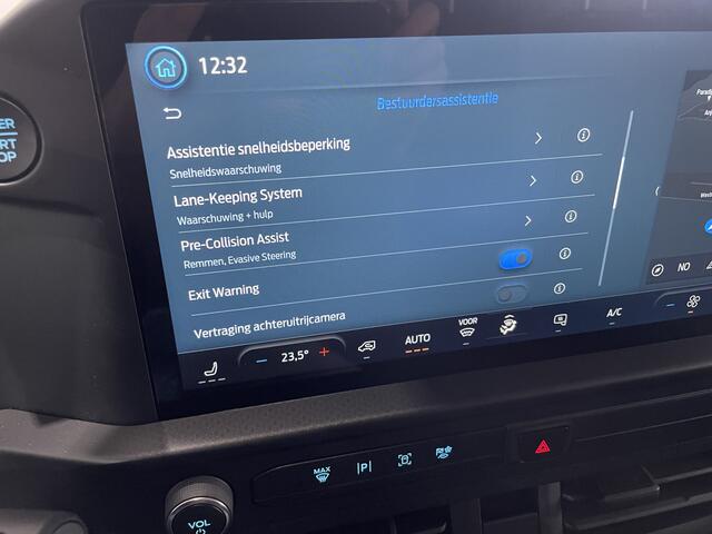 Ford TRANSIT CUSTOM 300 2.0 TDCI L2H1 170 PK AUT Navi / Stoel verwarming / Camera / Pack Premium