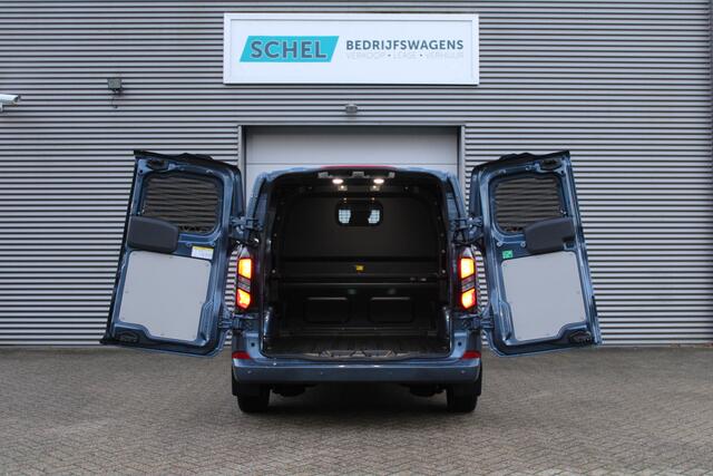 Ford TRANSIT CUSTOM 320 2.0 TDCI L2H1 Limited DC 170pk - Adaptive Cruise - Blind Spot - Navigatie - LED - Stoelverwarming - Rijklaar