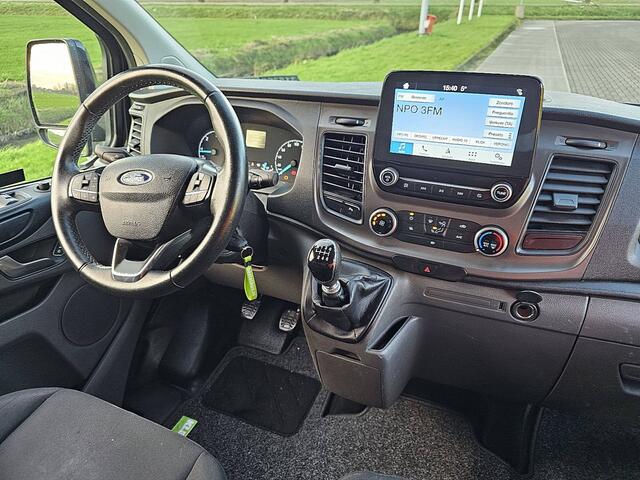 Ford TRANSIT CUSTOM 320 2.0 TDCI L2H1 Trend BPM vrij! airco, navi, pdc, trekhaak