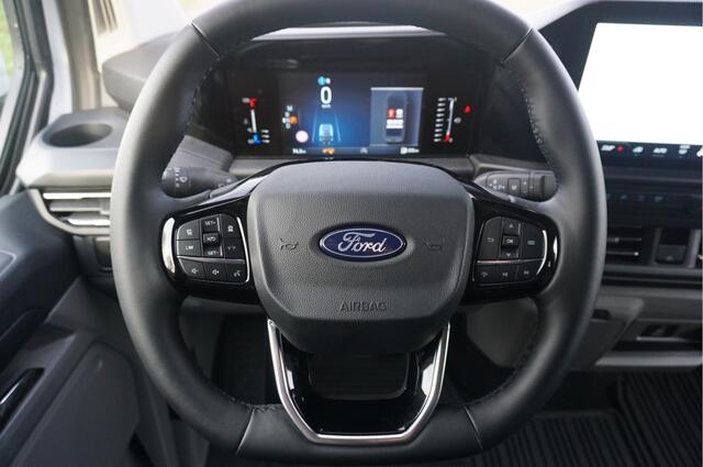 Ford TRANSIT CUSTOM 300L 170PK DC Limited AUT BPM VRIJ!! Navi, ACC, 360° Cam, 16" LM!! NR. 779