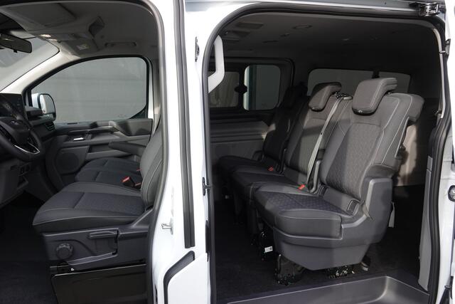 Ford TRANSIT CUSTOM L2H1 2.0Tdci 170Pk Aut. | Kombi Limited | Dubbel Cabine | 6-Persoons | Trekhaak | Spoilerpack | 19''