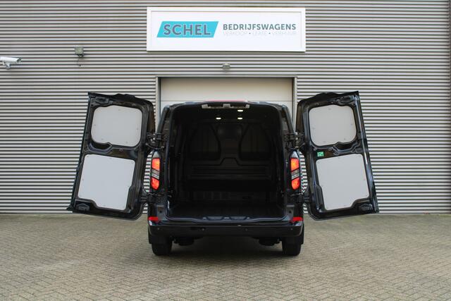 Ford TRANSIT CUSTOM 320 2.0 TDCI L2H1 Limited 150pk - Adaptive Cruise - Verwarmd stuur - Blind spot - Navigatie - Camera - Draadloos laden - Rijklaar