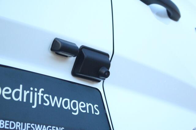 Ford TRANSIT CUSTOM 320 2.0TDCI 136pk L2H1 Trend | Carplay/Android | LED | Sync 4 13" | Keyless | Camera | Lease 573,- p/m