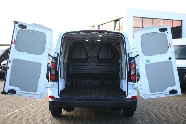 Ford TRANSIT CUSTOM 320 2.0TDCI 136pk L2H1 Trend | Automaat | Carplay/Android | LED | Sync 4 13" | Keyless | Camera | Lease 681,- p/m