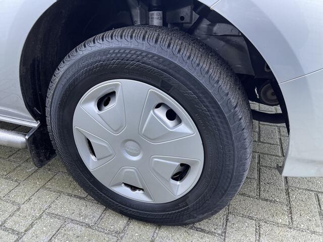 Ford TRANSIT CUSTOM 280 2.0 TDCI L1H1 Trend / vaste prijs rijklaar ¤ 17.950 ex btw / lease vanaf ¤ 329 / airco / cruise / navi / camera / pdc / ex bouw bus / imperial / trekhaak 2500 kg