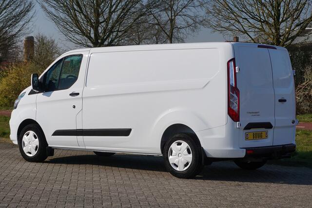 Ford TRANSIT CUSTOM 300L 130 PK Trend AUT BPM VRIJ! Airco, Cruise, Cam, Apple CP/Android A, Trekhaak!! NR. 105