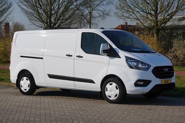 Ford TRANSIT CUSTOM 300L 130 PK Trend AUT BPM VRIJ! Airco, Cruise, Cam, Apple CP/Android A, Trekhaak!! NR. 105