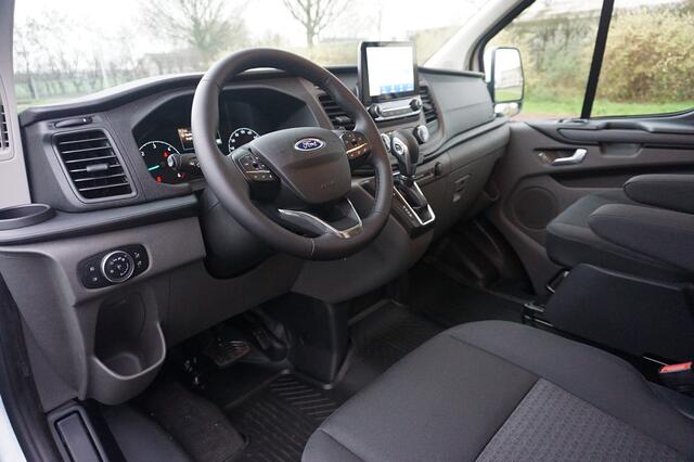Ford TRANSIT CUSTOM 300L 130 PK Trend AUT BPM VRIJ! Airco, Cruise, Cam, Apple CP/Android A, Trekhaak!! NR. 105