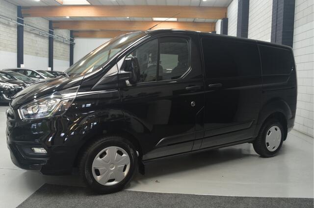 Ford TRANSIT CUSTOM 320 2.0 TDCI L1H1 Trend // DUBBELE CABINE // 159.000 km // AIRCO // CRUISE // PDC // STOELVERWARMING // 130 pk //