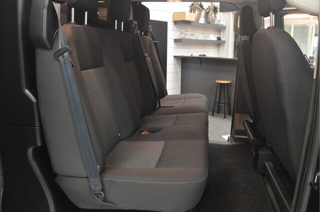Ford TRANSIT CUSTOM 320 2.0 TDCI L1H1 Trend // DUBBELE CABINE // 159.000 km // AIRCO // CRUISE // PDC // STOELVERWARMING // 130 pk //