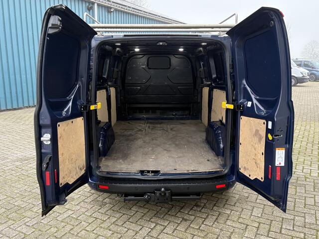 Ford TRANSIT CUSTOM 300 2.0 105Pk TDCI L2H1 Trend / Cruise / Airco / 2x SCHUIFDEUR / IMPERIAAL / Navi / Trekhaak / Apk t/m 31-03-2025