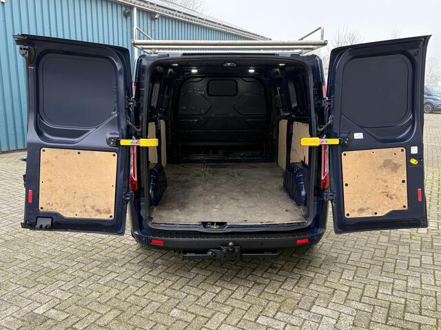 Ford TRANSIT CUSTOM 300 2.0 105Pk TDCI L2H1 Trend / Cruise / Airco / 2x SCHUIFDEUR / IMPERIAAL / Navi / Trekhaak / Apk t/m 31-03-2025