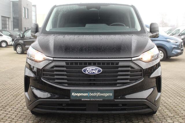 Ford TRANSIT CUSTOM 320 2.0TDCI 170pk Automaat | L2H1 Trend DC | 4x4 | AWD | L+R Zijdeur | Stoel + Stuurverwarming | Keyless | Carplay/Android | Lease 878,- p/m