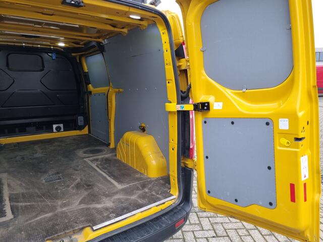 Ford TRANSIT CUSTOM 320 2.0 TDCI L2H1 Trend EURO 6. MET STANDKACHEL INRUIL/FIN MOGELIJK