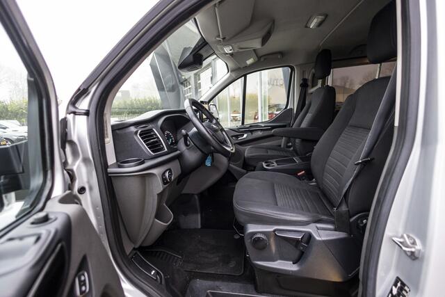 Ford TRANSIT CUSTOM 300 2.0 TDCI L2H1 Limited DC | Automaat | Camera | Carplay | Trekhaak