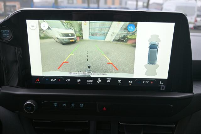 Ford TRANSIT CUSTOM 320L L2 2.0 TDCI 170 pk Limited Dakdragers, Trekhaak 2500 KG, ACC, LED, Navigatie, Camera