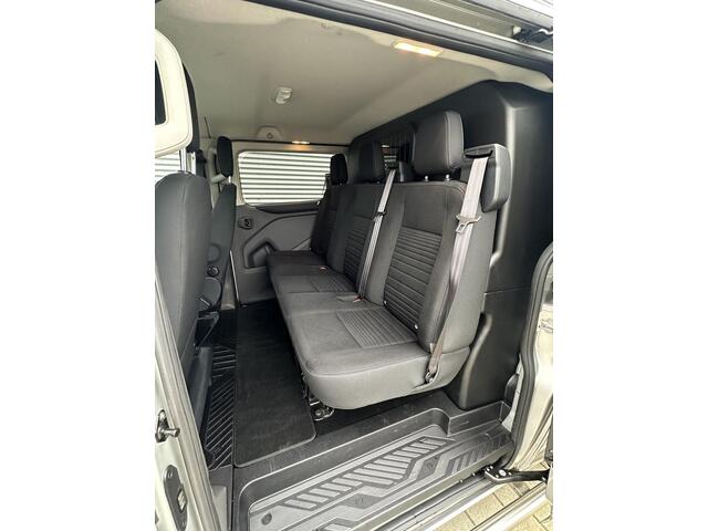 Ford TRANSIT CUSTOM 320 2.0 TDCI L2H1 Limited DC