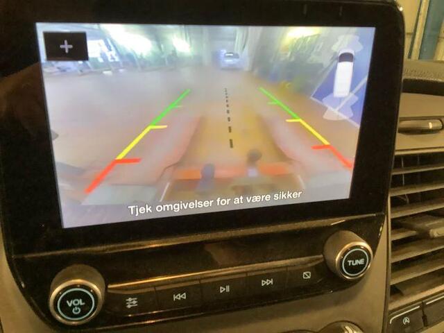 Ford TRANSIT CUSTOM 130pk Automaat L1H1 Trend Trekhaak Navigatie Camera Airco Cruise control