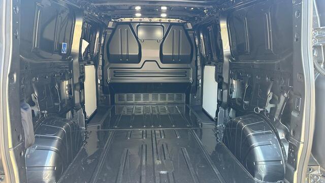 Ford TRANSIT CUSTOM 320 2.0 TDCI L2H1 Trend Automaat 136pk | Adaptive cruise control | 8-weg bestuurderstoel + passagiersbank| Stoelverwarming | Dodehoeksensoren | Navigatie | Elektrische inklapbare spiegels | 16 inch lichtmetalen velgen | Full LED | Dual-zone climate contr