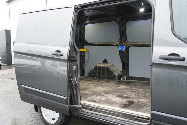 Ford TRANSIT CUSTOM 2.0 TDCI EURO 6 - Airco - Cruise - PDC - Stoelverw. - ¤ 14.950,- Excl.