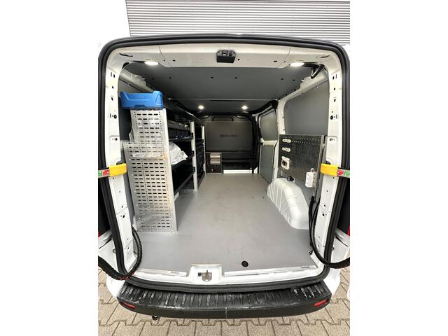 Ford TRANSIT CUSTOM 280 2.0 TDCI L1H1 Trend zonnepanelen,omvormer,inrichting
