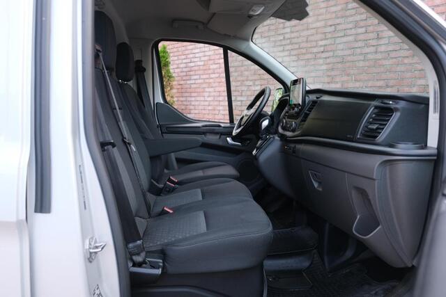 Ford TRANSIT CUSTOM 300 2.0 TDCI L1H1 Trend 130pk/96kW Automaat | 3 stuks leverbaar! | Dodehoek | Multimediascherm | Carplay | Camera | Voorruitverwarming | etc. etc. 79885