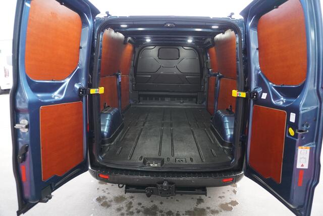 Ford TRANSIT CUSTOM 300 2.0 TDCI 170PK L2H1 Trail Airco | Cruise | Trekhaak
