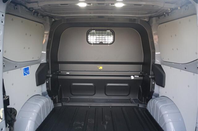Ford TRANSIT CUSTOM 320S 170PK DC Sport AUT BPM VRIJ!! Navi, ACC, Trekhaak, 360° Cam, 17" LM, Elek. Schuifdeur!! NR. 993