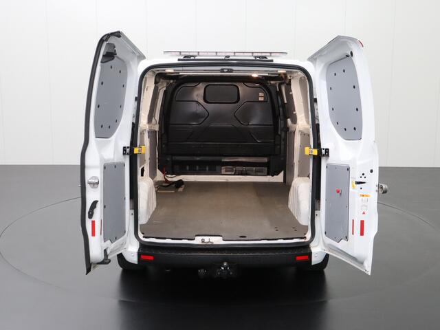 Ford TRANSIT CUSTOM 2.0TDCI 130PK Automaat Lang Raptor Sport | Navigatie | Camera | 3-Persoons |