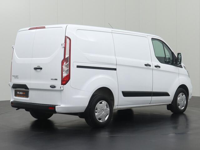 Ford TRANSIT CUSTOM 2.0TDCI 130PK Business | 2xSchuifdeur | Navigatie | 3-Persoons | Airco | Cruise