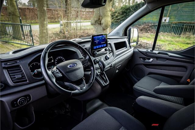 Ford TRANSIT CUSTOM 320 2.0 TDCI L2H1 Trend DC Dubbele Cabine Navigatie 18" Sidebars