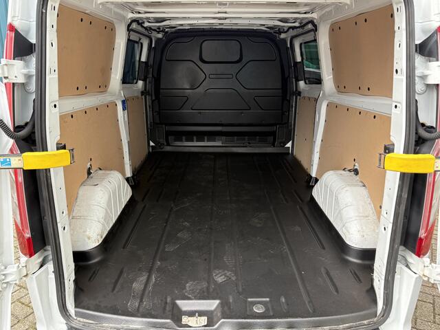 Ford TRANSIT CUSTOM 290 2.0 170Pk TDCI L2H1 Limited / Cruise / Airco / 2x SCHUIFDEUR / Navi / Trekhaak /