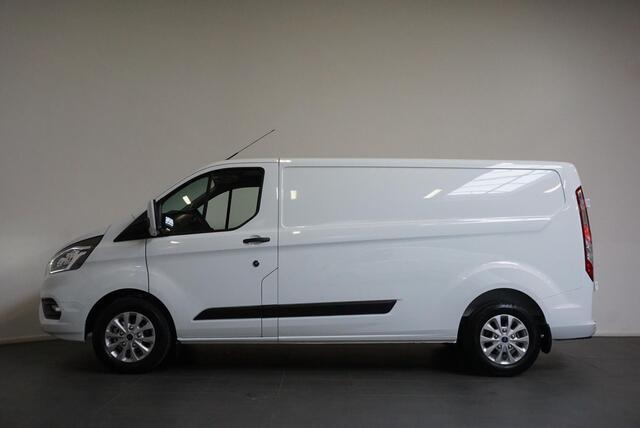 Ford TRANSIT CUSTOM 130pk Automaat L2H1 Trend Navigatie Camera Cruise control Trekhaak Airco 3 Zits
