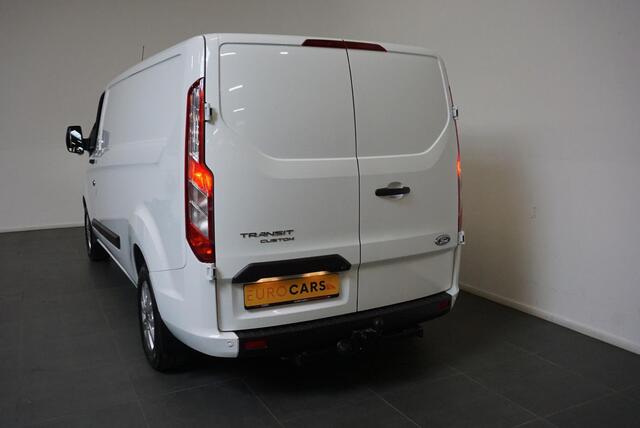 Ford TRANSIT CUSTOM 130pk Automaat L2H1 Trend Navigatie Camera Cruise control Trekhaak Airco 3 Zits