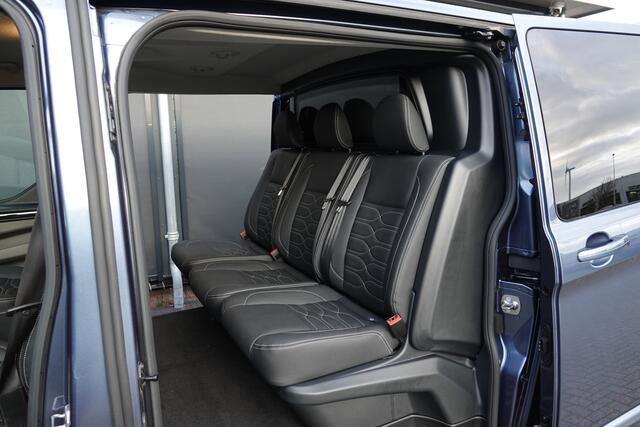 Ford TRANSIT CUSTOM L2H1 Dubbel Cabine 2.0Tdci 130Pk Aut. | Platinum Edition | Achteruitrijcamera | Leder | Treeplanken | 16''