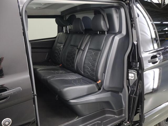 Ford TRANSIT CUSTOM 320 2.0 TDCI | Aut. | L2 H1 | Platinum | DC | Lederen bekleding | 5-zits | Navigatie | Stoelverwarming | Parkeercamera | LM Velgen | Treeplanken |