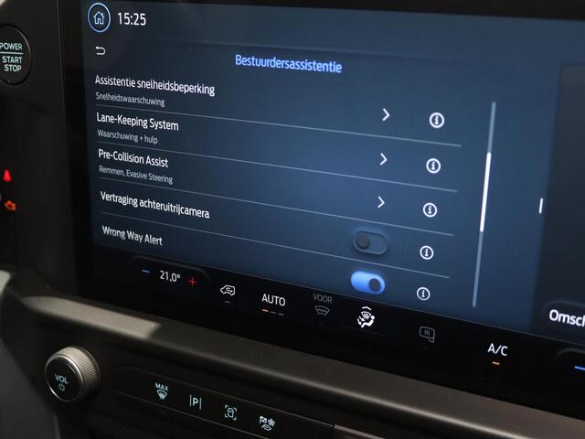 Ford TRANSIT CUSTOM 320 2.0 TDCI | Aut. | L2 H1 | Climate Control | Carplay | Android Auto | Parkeercamera | Trekhaak 2800KG AHW | Laadruimte-pakket | 3-zits | Styling pakket