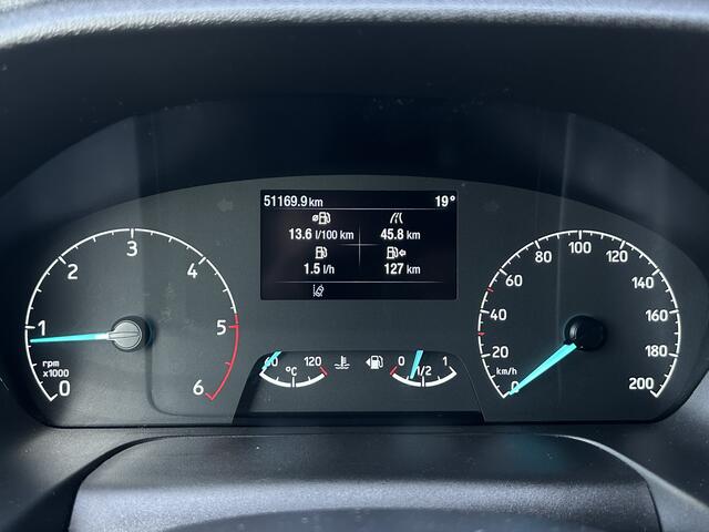 Ford TRANSIT CUSTOM 2.0 TDCI 130 PK / L2H1 / 2.800 KG AHG / CAMERA / AIRCO / CRUISE / NAVI / STOELVERWARMING
