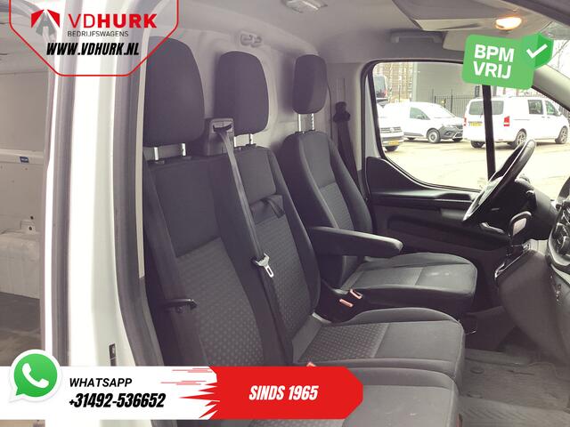 Ford TRANSIT CUSTOM 320 2.0 TDCI 130 pk Aut. L2 Trend BPM VRIJ! Navi/ Carplay/ Camera/ PDC/ Trekhaak