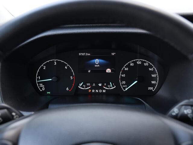 Ford TRANSIT CUSTOM 320 2.0 TDCI 170PK Automaat L2H1 Sport | Full Option | Airco | ACC | Xenon | Side Assist | Camera | Stoelverwarming | Trekhaak |