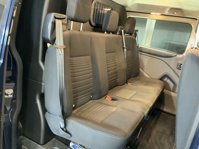 Ford TRANSIT CUSTOM 300 2.0 TDCI L2H1 Limited DC Automaat | Dubbele Cabine | 5-persoons | Adaptive cruise control | Camera | Navigatie