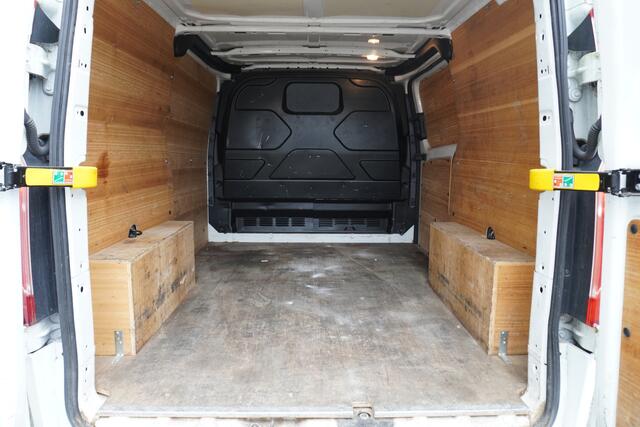 Ford TRANSIT CUSTOM 2.0 TDCI EURO 6 - Airco - Navi - Cruise - ¤ 13.950,- Excl.