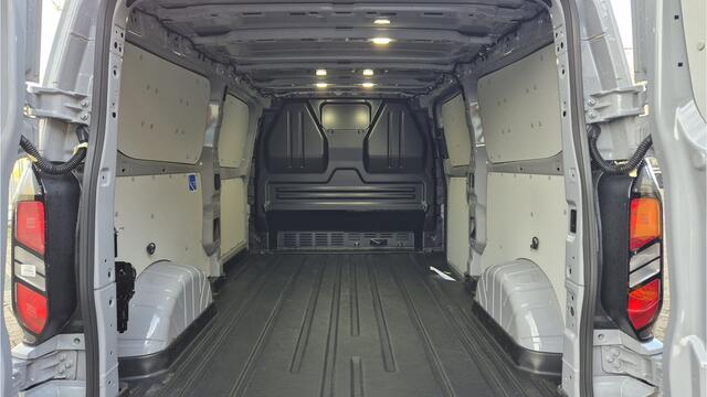 Ford TRANSIT CUSTOM 320 2.0 TDCI L2H1 Limited 17 inch | LED | Laadruimte pakket | Direct leverbaar