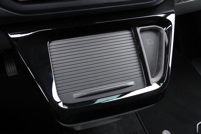 Ford TRANSIT CUSTOM L2H1 Dubbel Cabine 2.0Tdci 170Pk Aut. | Limited | 360° Camera | 2xSchuifdeur | Spoilerpack | 19'' | Agate Black
